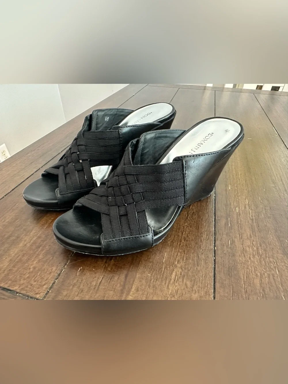 Donald J. Pliner wedges